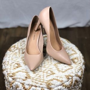 Nude Christian Siriano high heels